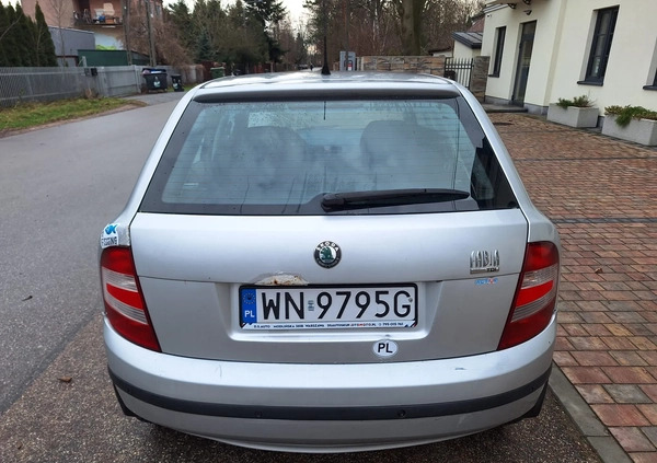 Skoda Fabia cena 3900 przebieg: 288000, rok produkcji 2006 z Dukla małe 704